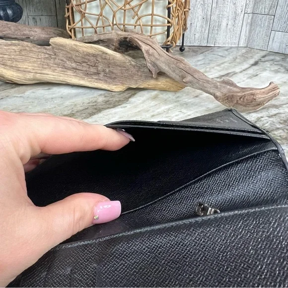 LOUIS VUITTON - Epi Brazza - Picture 10 of 15